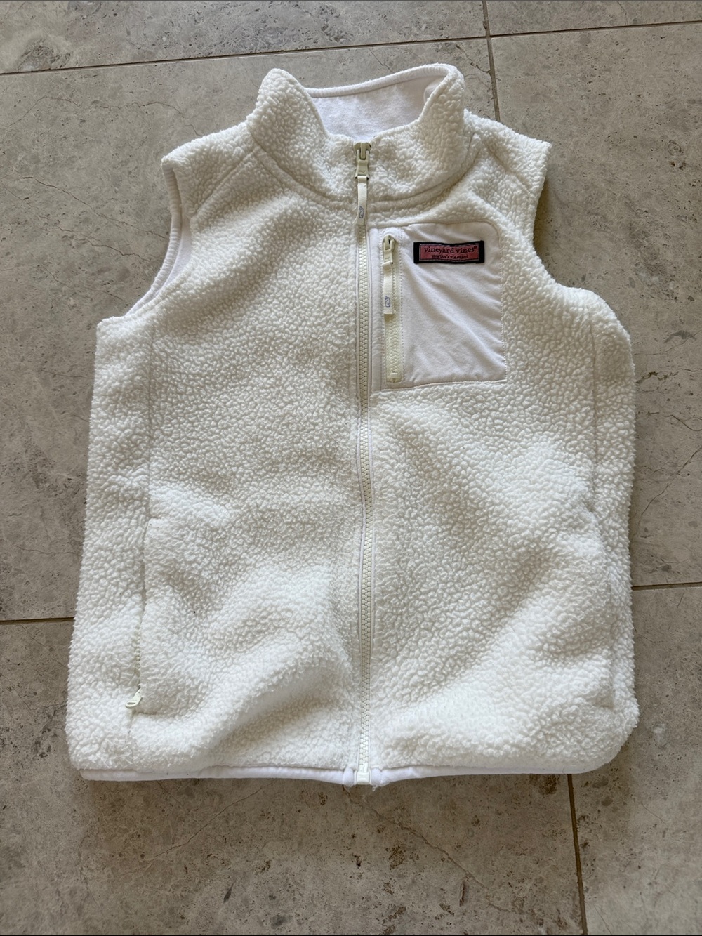 Kids Vineyard Vines Front Pocket white fleece vest